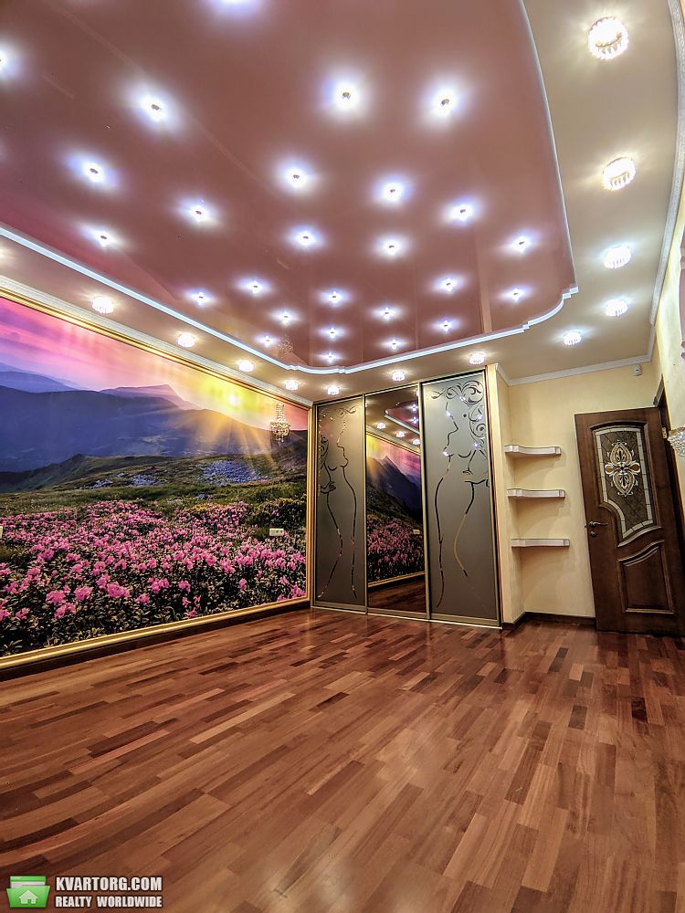 Rent out 5-room apartment. Киев,  Старонаводницкая — photo 6