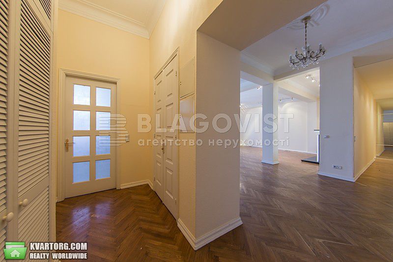 Sell 3-room apartment. Киев,  Никольско-Ботаническая — photo 10