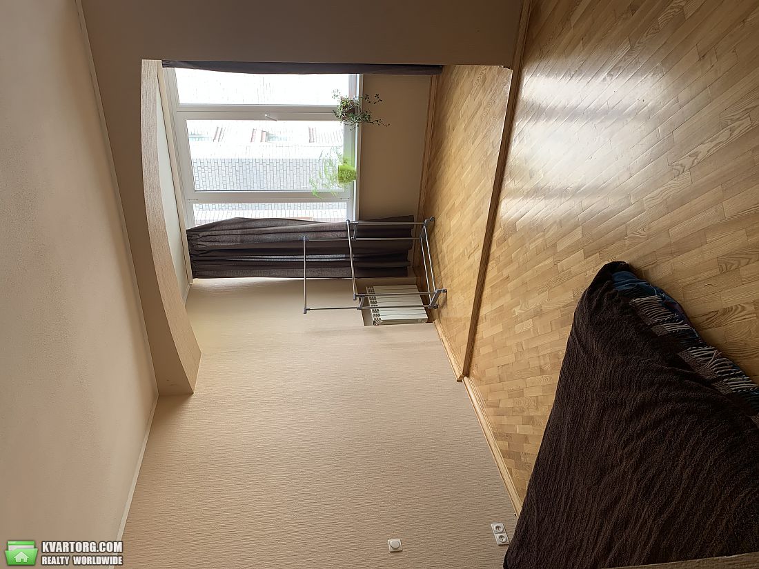 Sell 3-room apartment. Киев,  Ревуцкого — photo 8