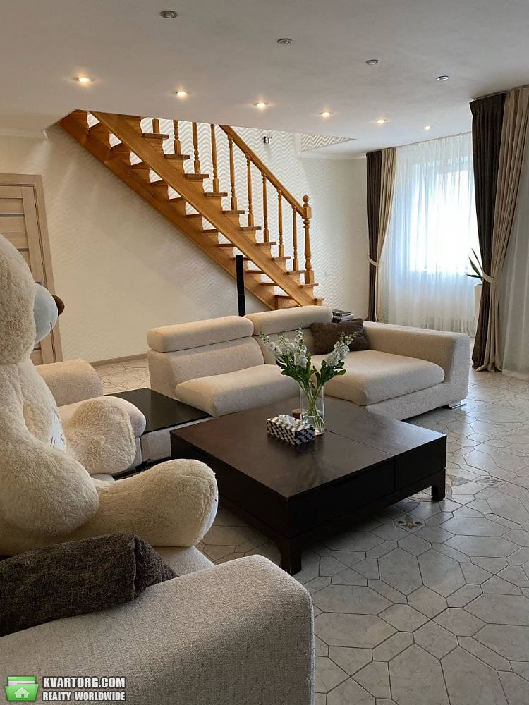 Sell 4-room apartment. Киев, Лобановского — photo 1