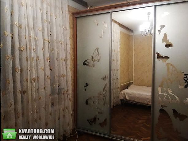 Rent out 2-room apartment. Киев, Уманьская — photo 2