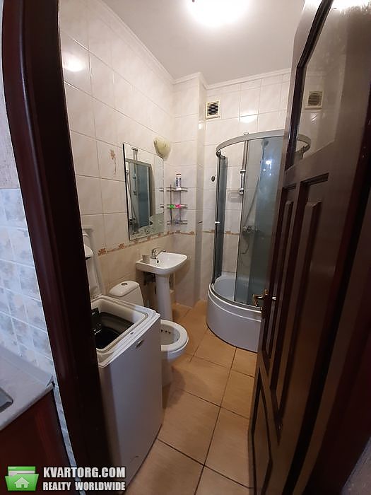 Rent out 2-room apartment. Львов, Вічева — photo 7