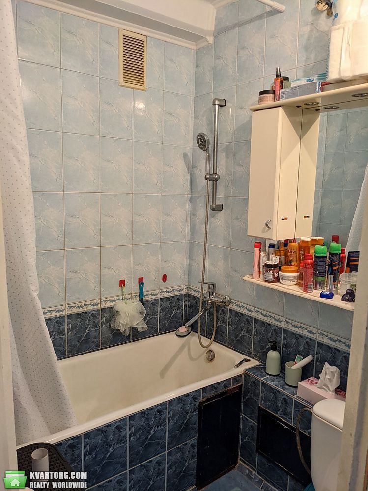 Sell 1-room apartment. Киев,  Воссоединения пр — photo 1