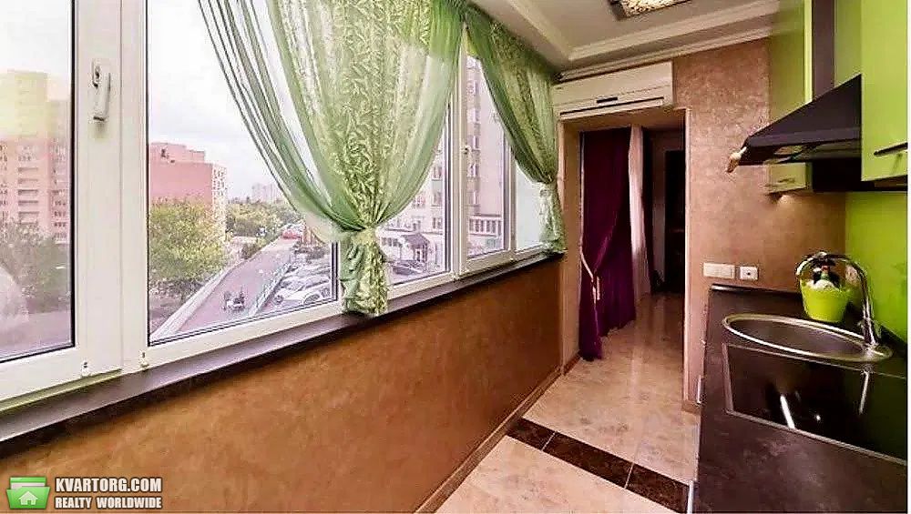 Sell 2-room apartment. Киев, пр. Лобановского — photo 2