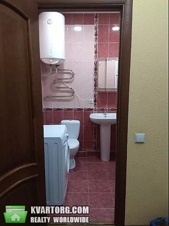 Rent out 1-room apartment. Киев, Семьи Кульженко — photo 8