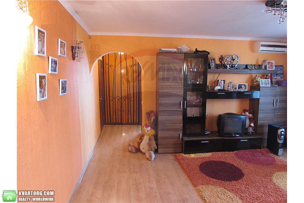 Sell 3-room apartment. Киев,  Алма-Атинская — photo 1