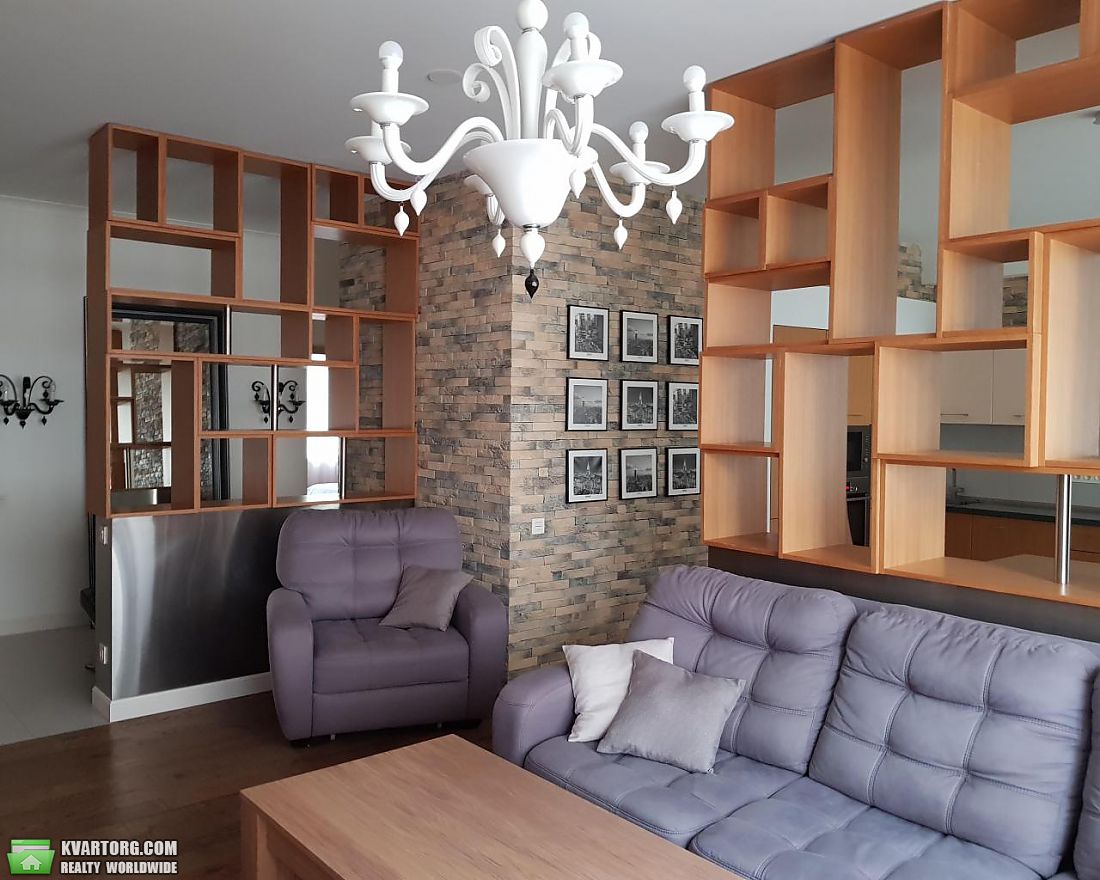 Rent out 4-room apartment. Киев,  Златоустовская — photo 1
