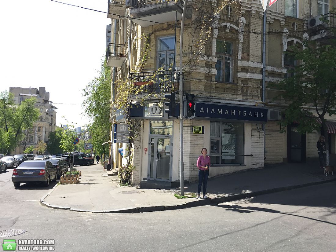 Rent out shop. Киев,  Гончара — photo 1