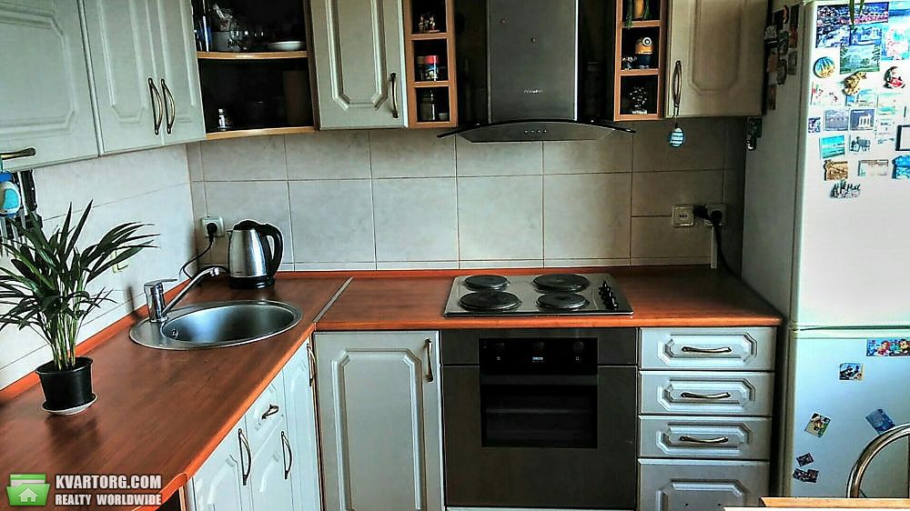 Sell 3-room apartment. Киев,  Глушкова пр — photo 1