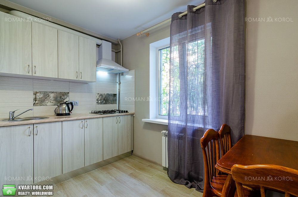 Rent out 2-room apartment. Киев,  Краснопольская — photo 4