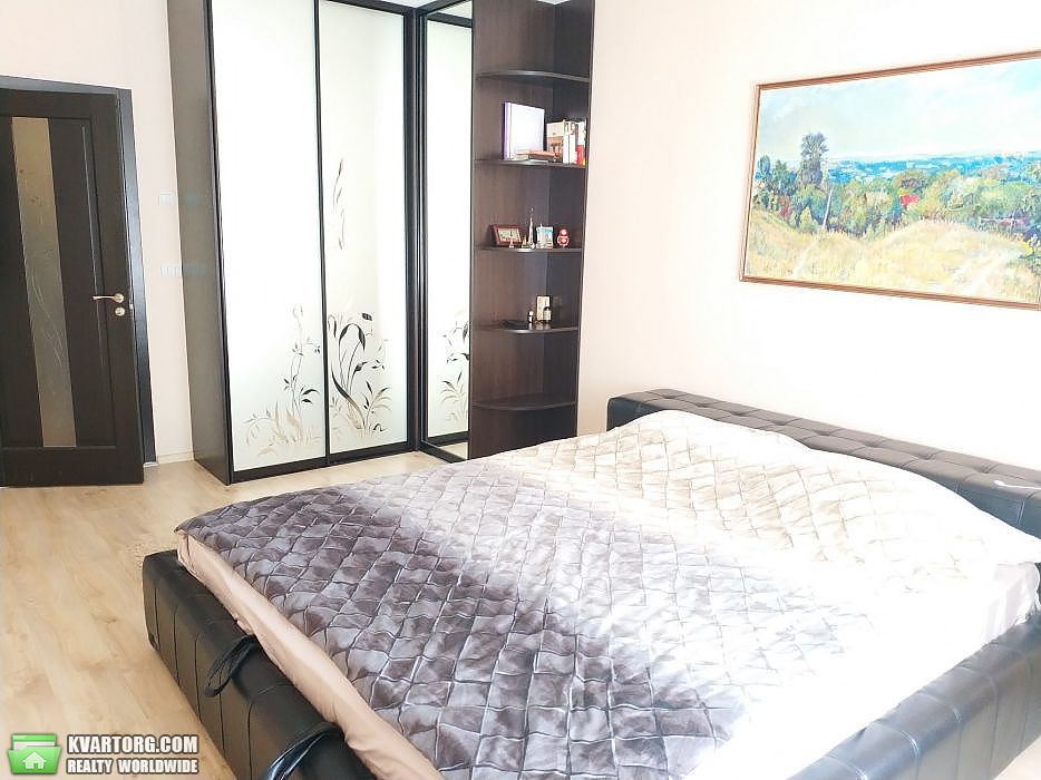 Rent out 2-room apartment. Киев,  Пчелки — photo 3