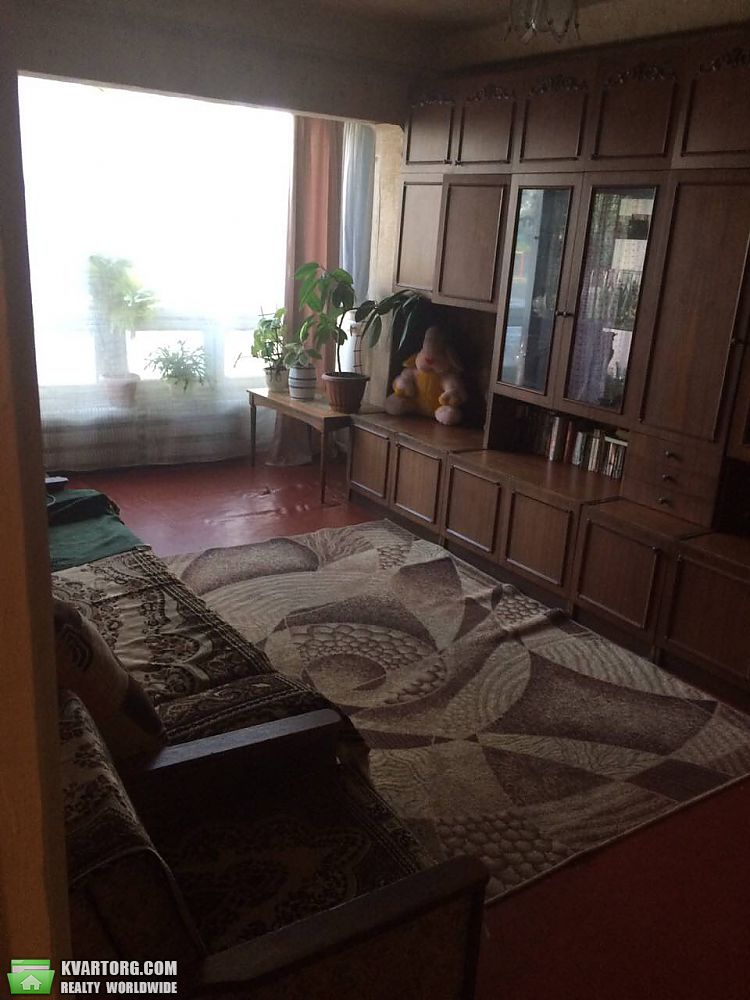 Sell 3-room apartment. Киев,  Богатырская — photo 1