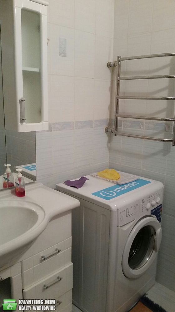 Rent out 2-room apartment. Киев,  Лебедева-Кумача — photo 7