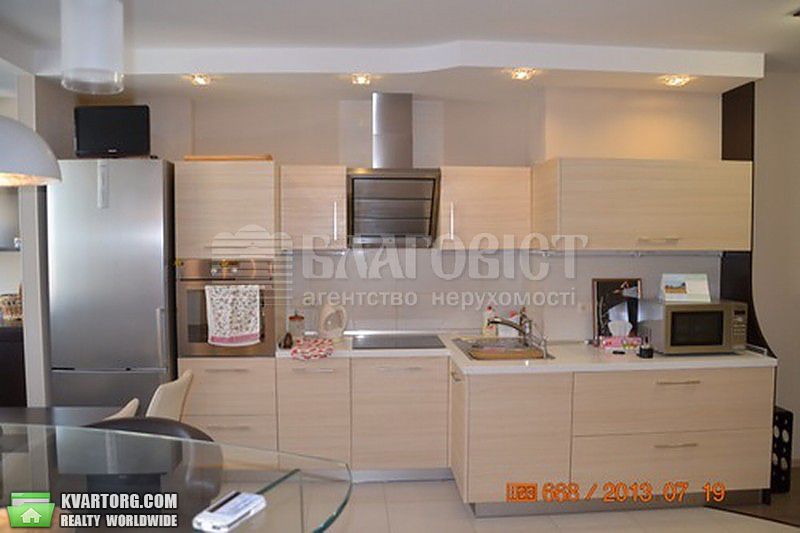 Rent out 2-room apartment. Киев,  Днепровская наб — photo 3