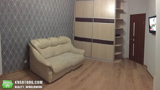 Rent out 1-room apartment. Киев, Житняя — photo 6