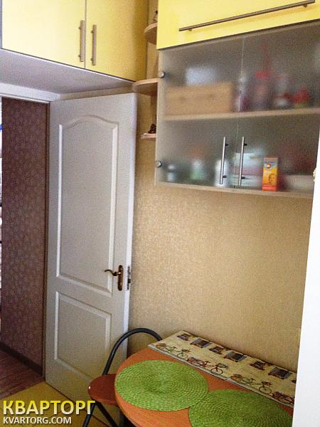 Rent out 3-room apartment. Киев,  Шамрыло — photo 1