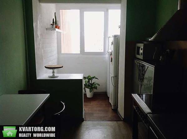 Rent out 3-room apartment. Киев,  Антоновича — photo 2