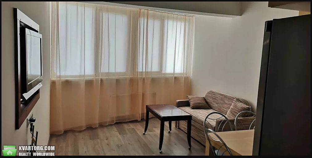 Rent out 1-room apartment. Киев,  Михайла Максимовича — photo 4