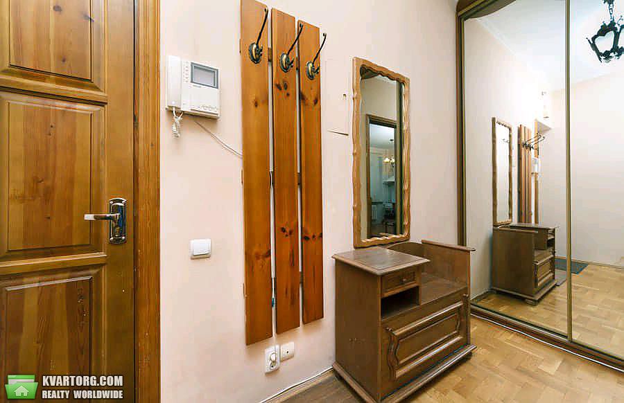 Rent out 2-room apartment. Киев,  Институтская — photo 5