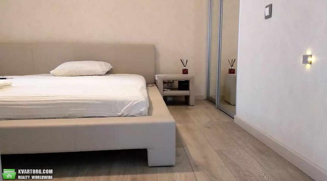 Rent out 2-room apartment. Киев, Коновальца — photo 5