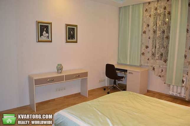 Rent out 2-room apartment. Киев,  Пчелки — photo 1