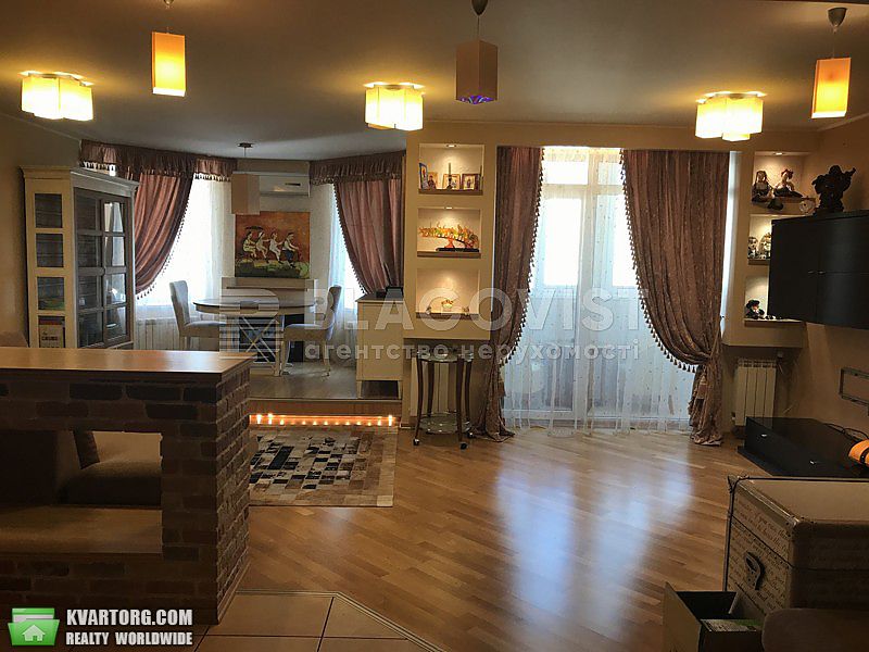 Rent out 4-room apartment. Киев, Амосова — photo 1