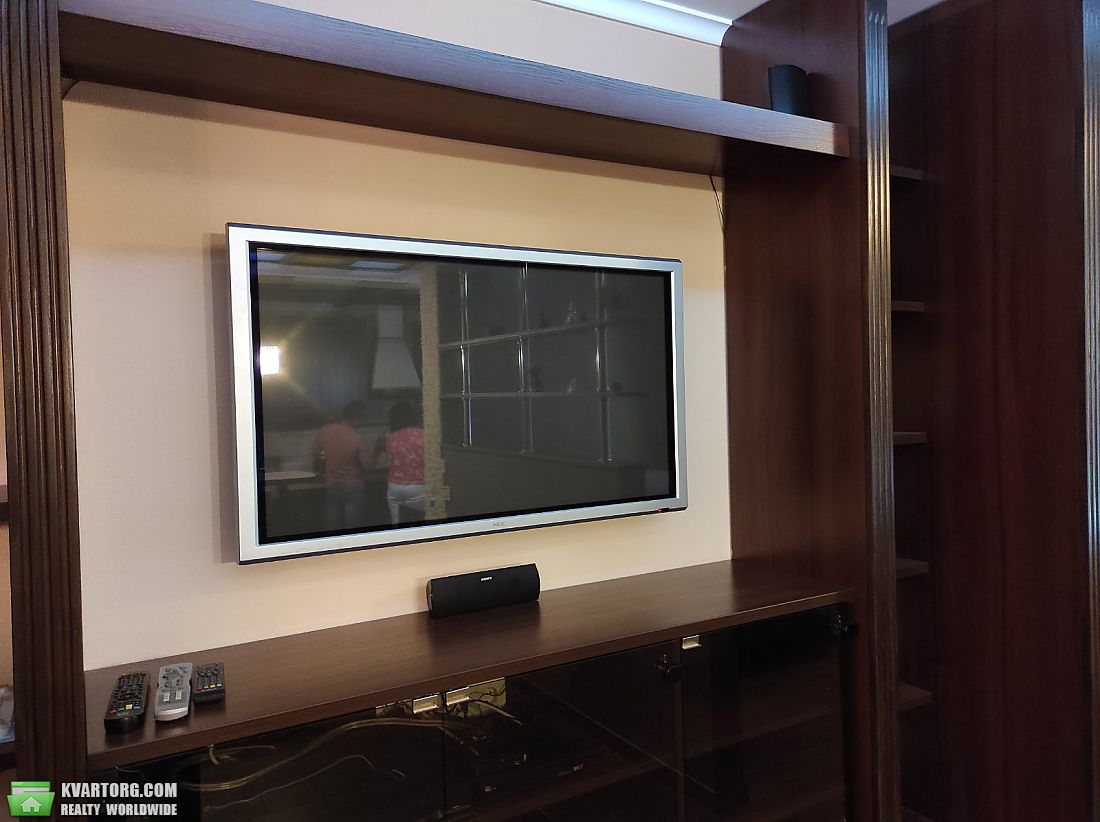 Rent out 1-room apartment. Киев,  Чавдар — photo 1