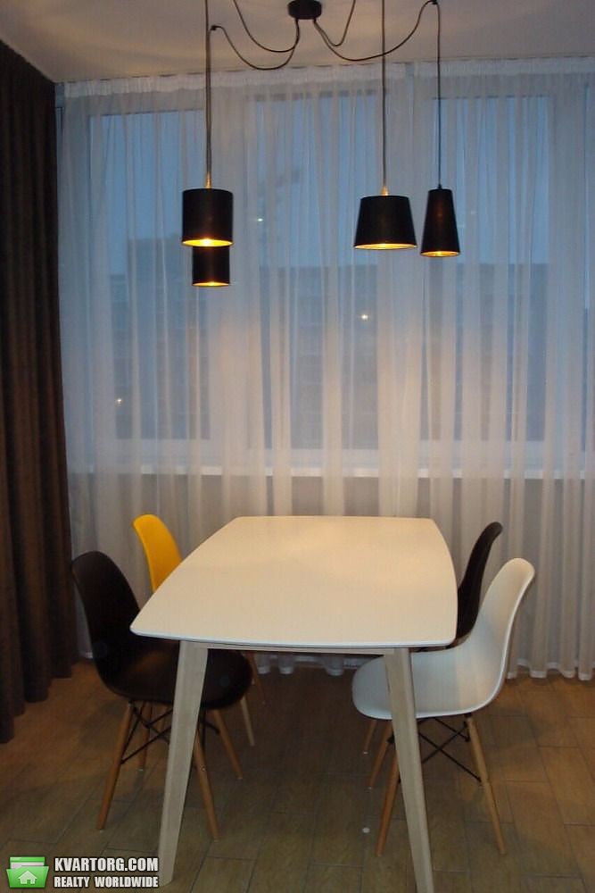 Sell 2-room apartment. Днепропетровск, Набережная Победы — photo 1