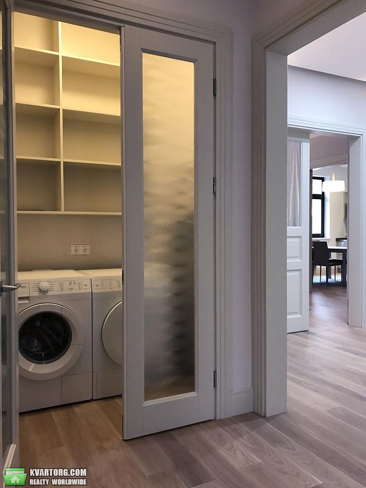 Rent out 3-room apartment. Киев,  Пирогова — photo 8
