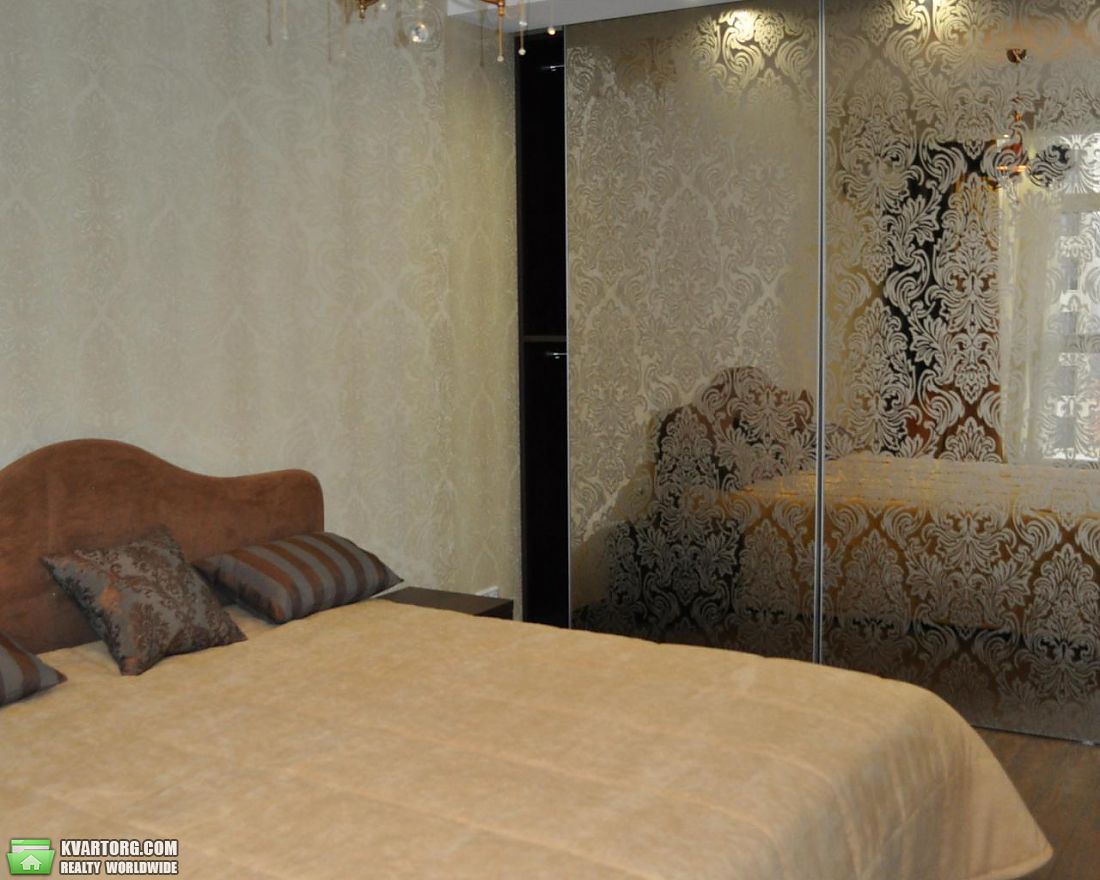 Rent out 3-room apartment. Киев,  Драгомирова — photo 5