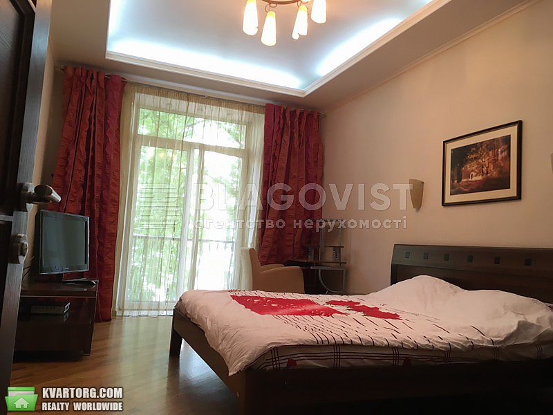 Rent out 2-room apartment. Киев,  Шелковичная — photo 5