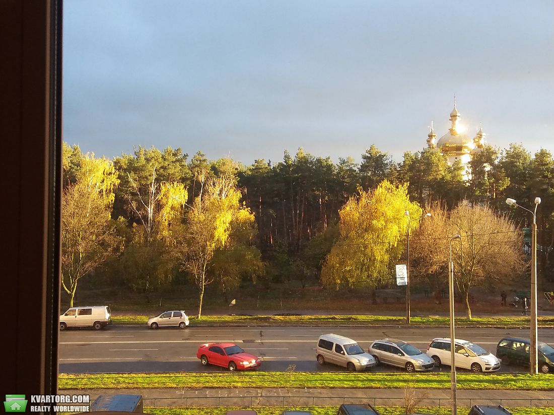 Sell 3-room apartment. Киев,  Лесной пр — photo 1
