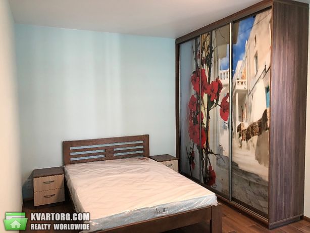 Rent out 1-room apartment. Киев,  Трутенко — photo 3