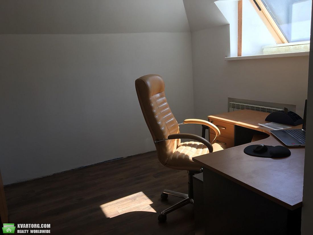 Rent out house. Киев,  Богатырская — photo 7