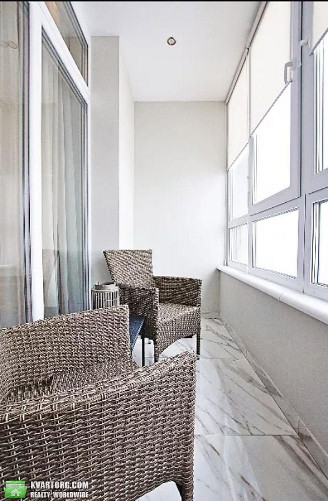 Rent out 3-room apartment. Киев,  Туманяна — photo 7