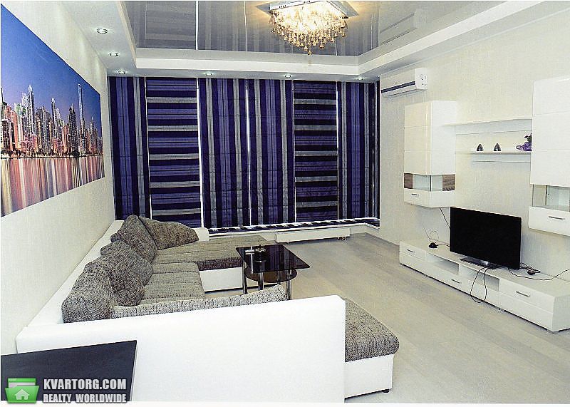 Rent out 2-room apartment. Киев,  Днепровская наб — photo 7