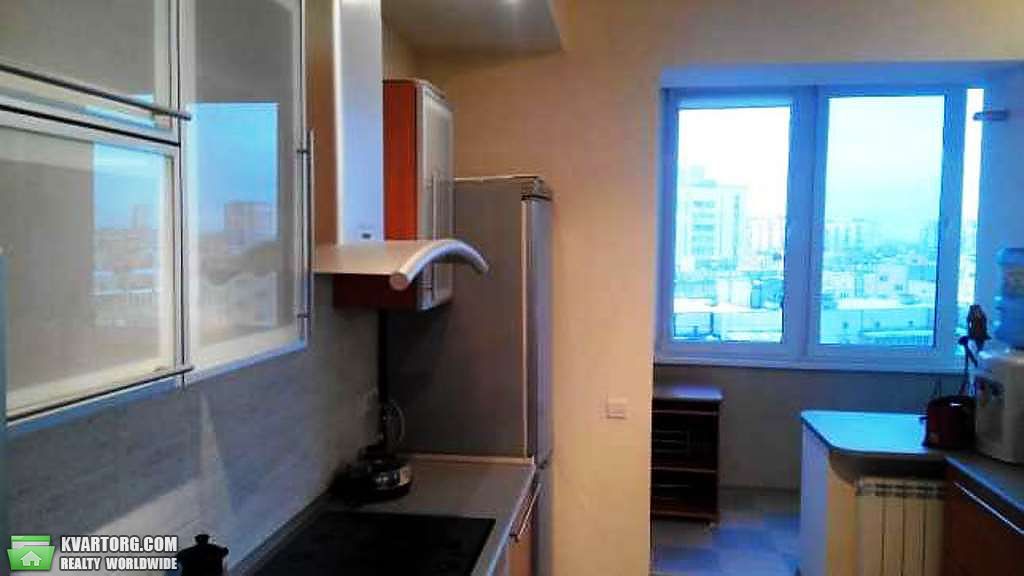 Sell 3-room apartment. Киев,  Никольско-Слободская — photo 1