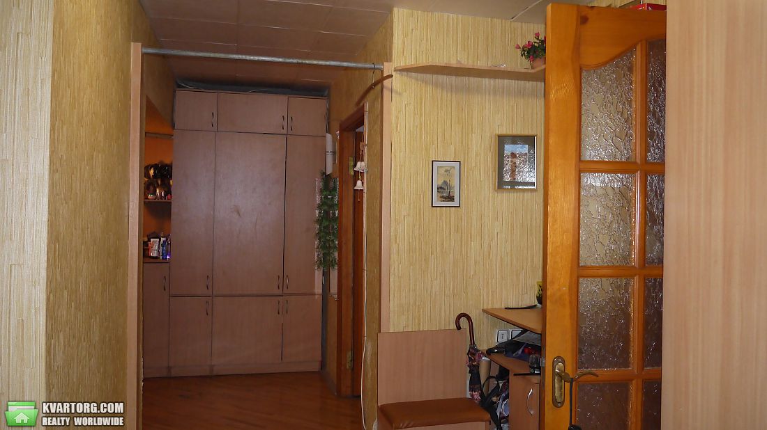Sell 4-room apartment. Киев,  Приречная — photo 9