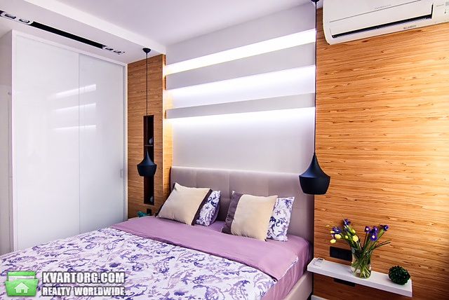 Rent out 2-room apartment. Киев,  Моторный пер — photo 6