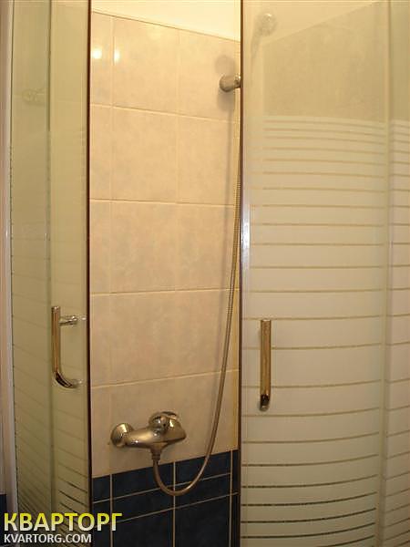 Rent out 2-room apartment. Киев,  Чеховский пер — photo 3