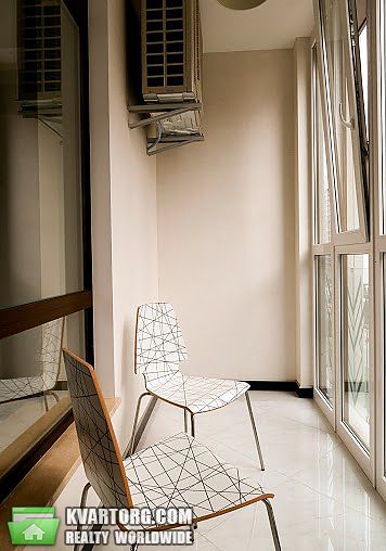 Sell 3-room apartment. Киев,  Драгомирова — photo 10