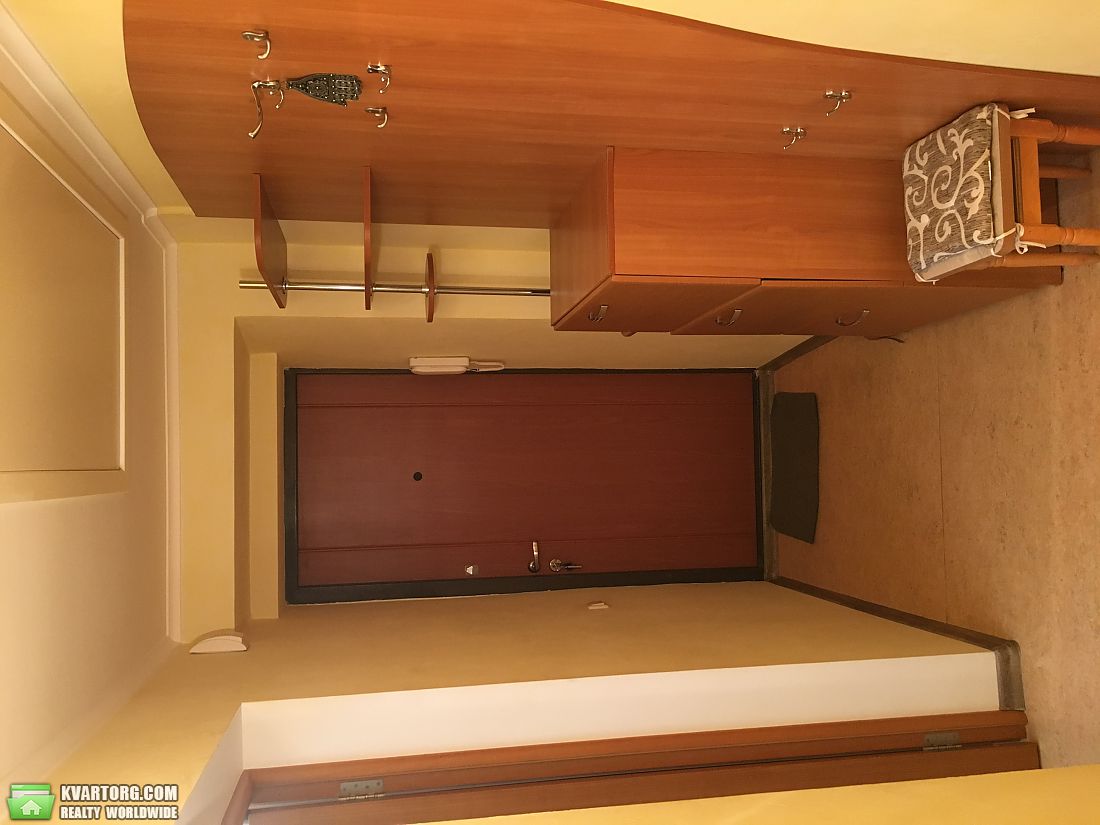Rent out 2-room apartment. Киев, Владимирская — photo 3
