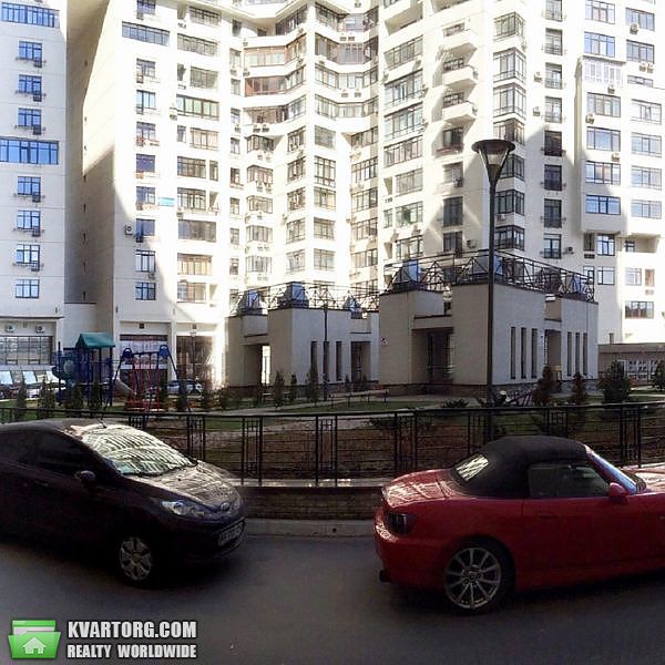 Sell 3-room apartment. Киев,  Щорса — photo 2