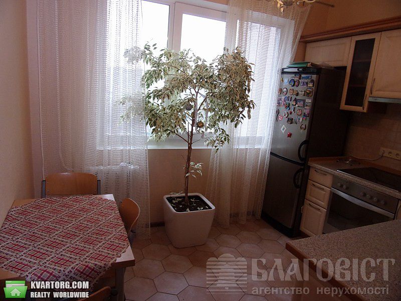 Sell 3-room apartment. Киев, Ужвий — photo 3