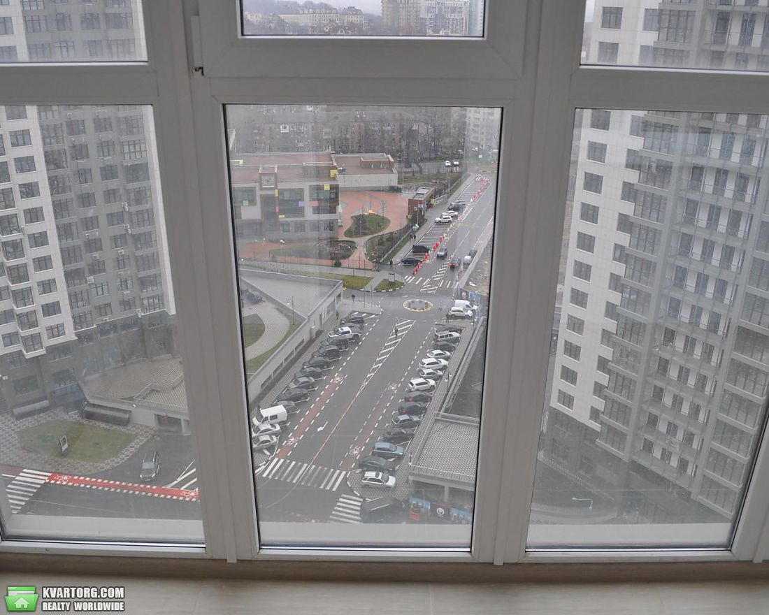 Rent out 3-room apartment. Киев,  Драгомирова — photo 10