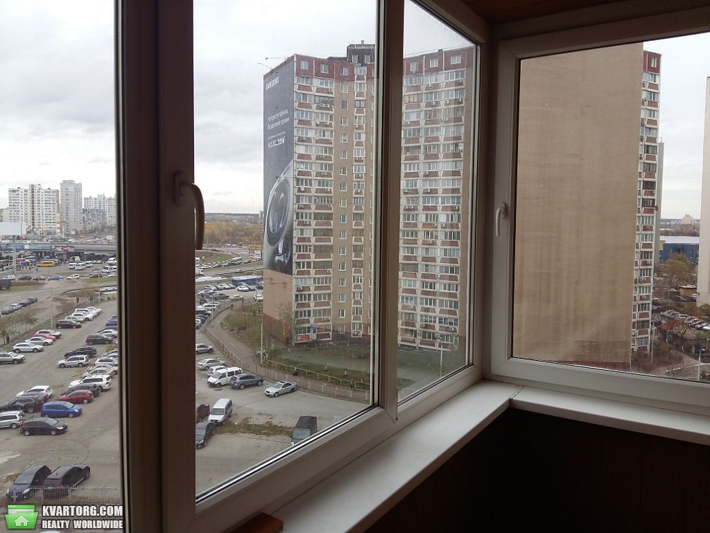 Sell 3-room apartment. Киев,  Бажана — photo 3