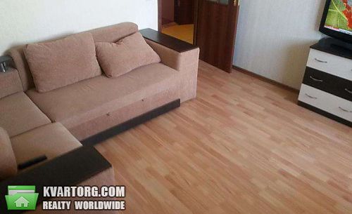 Rent out 2-room apartment. Киев, Урловская — photo 2