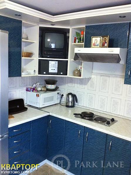 Rent out house. Киев, Садовая — photo 4