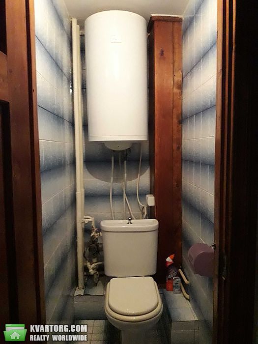 Rent out 2-room apartment. Львов, Червоної Калини — photo 2