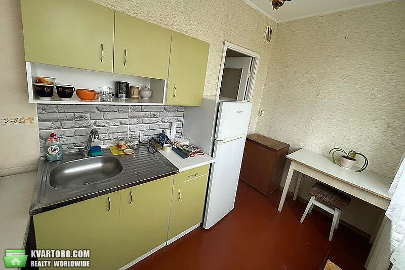 Sell 1-room apartment. Киев,  Радужная — photo 1